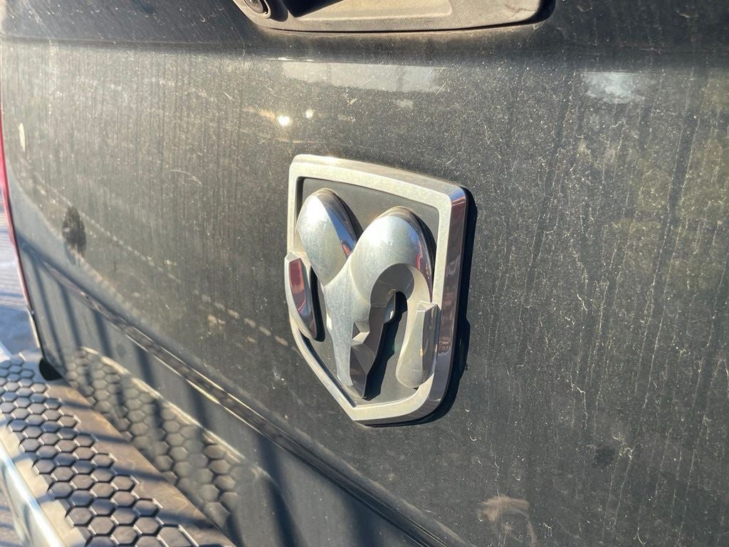 2019 RAM 1500 Classic Tradesman - IT'S GOT A HEMI!!!