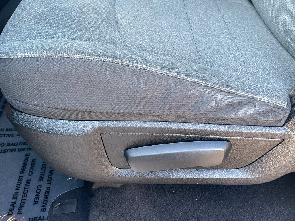 2022 RAM 1500 Classic Warlock - REMOTE START / APPLE CARPLAY