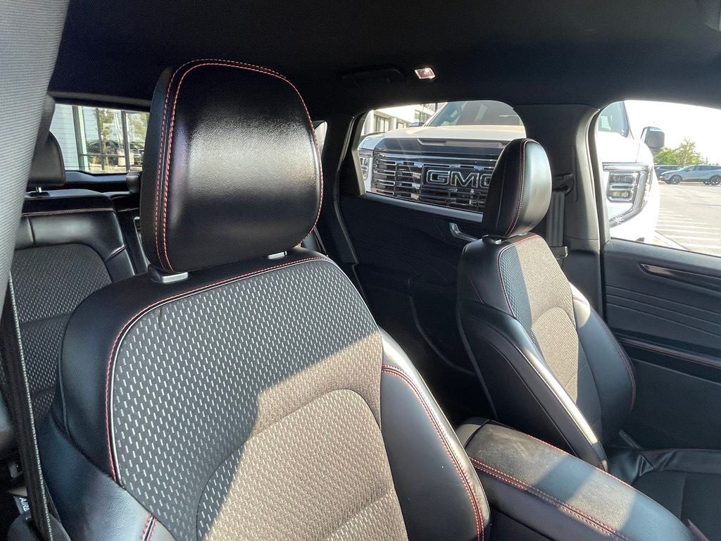 2026 Ford Escape ST-Line - 34 MPG / 8" TOUCHSCREEN