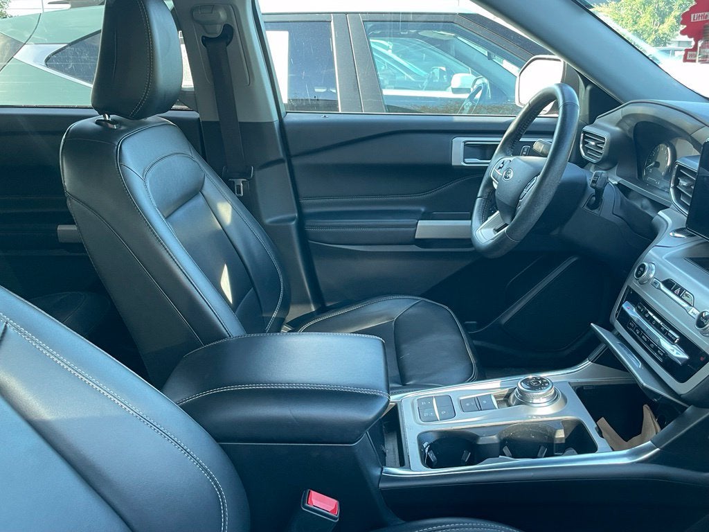 2022 Ford Explorer XLT - POWER LIFTGATE / TOW PKG