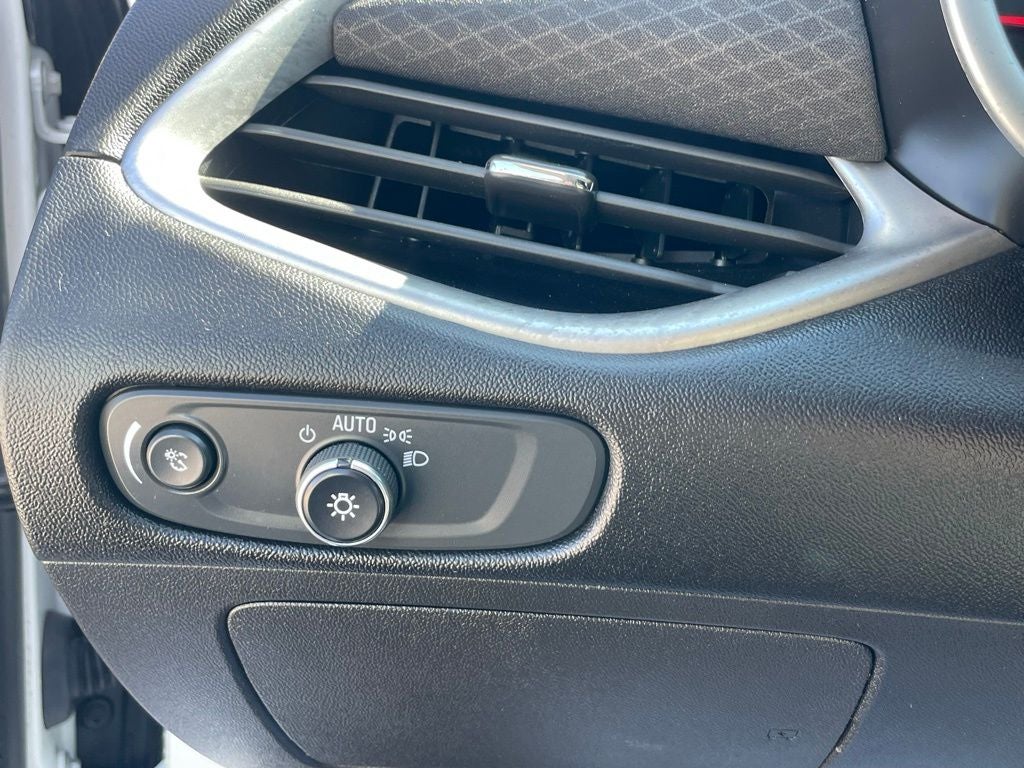 2022 Chevrolet Malibu LT - PUSH BUTTON START / APPLE CARPLAY