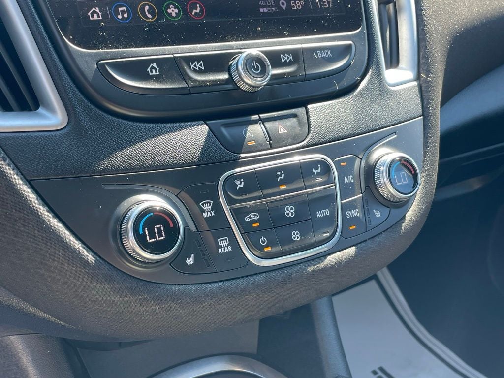 2022 Chevrolet Malibu LT - PUSH BUTTON START / APPLE CARPLAY