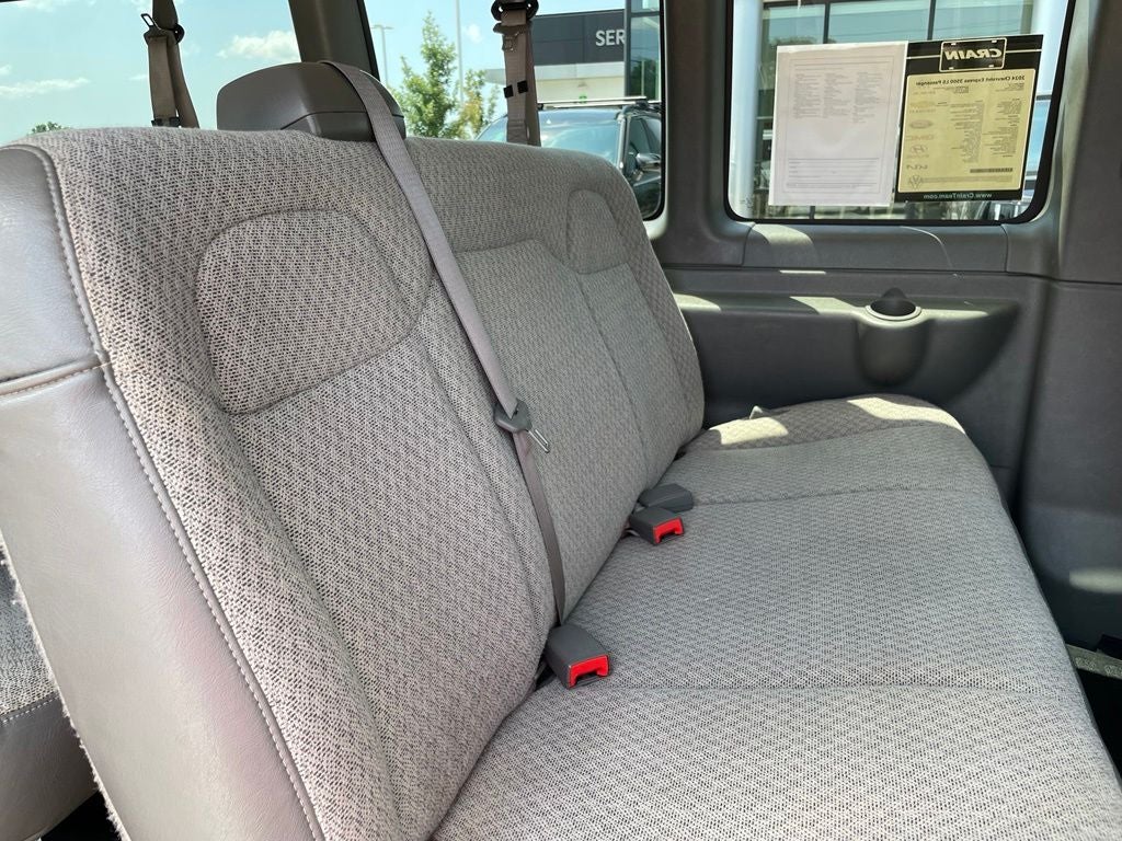 2024 Chevrolet Express 3500 LS Passenger