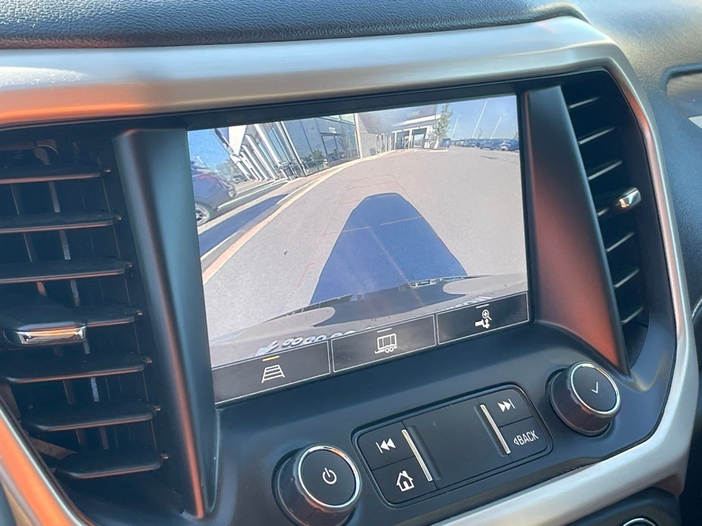 2023 GMC Acadia Denali - VENTILATED SEATS / AUTO HIGH BEAMS