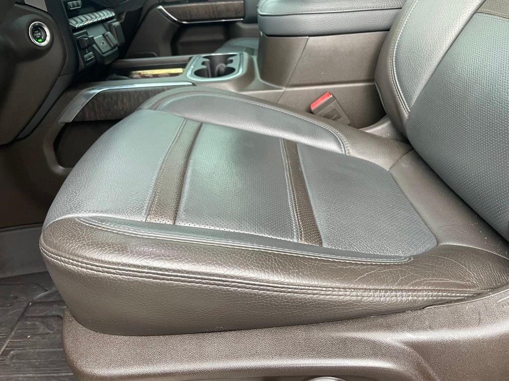 2022 GMC Sierra 2500HD Denali - 8" LIFT/ SUNDOWN AUDIO / CUSTOM HITCH