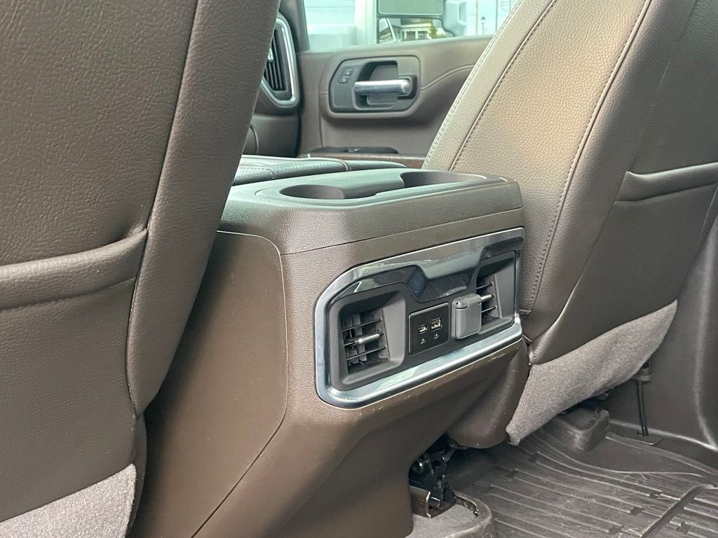 2022 GMC Sierra 2500HD Denali - 8" LIFT/ SUNDOWN AUDIO / CUSTOM HITCH