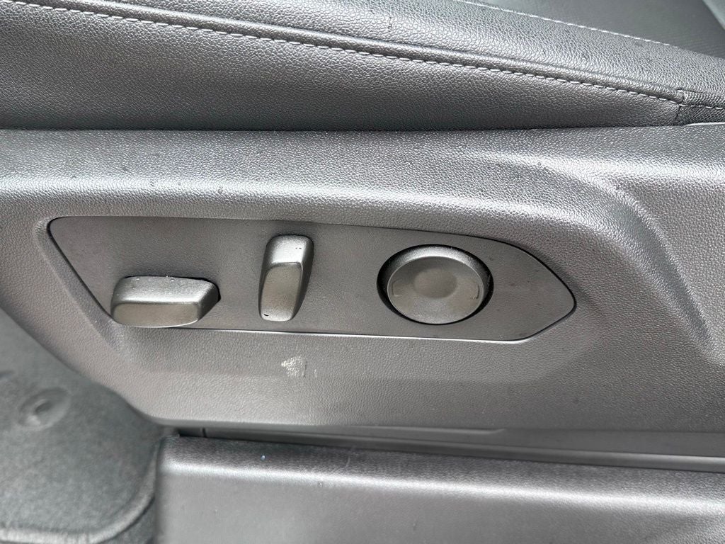 2025 GMC Sierra 1500 SLT - MEMORY SEAT / LANE KEEP ASSIST
