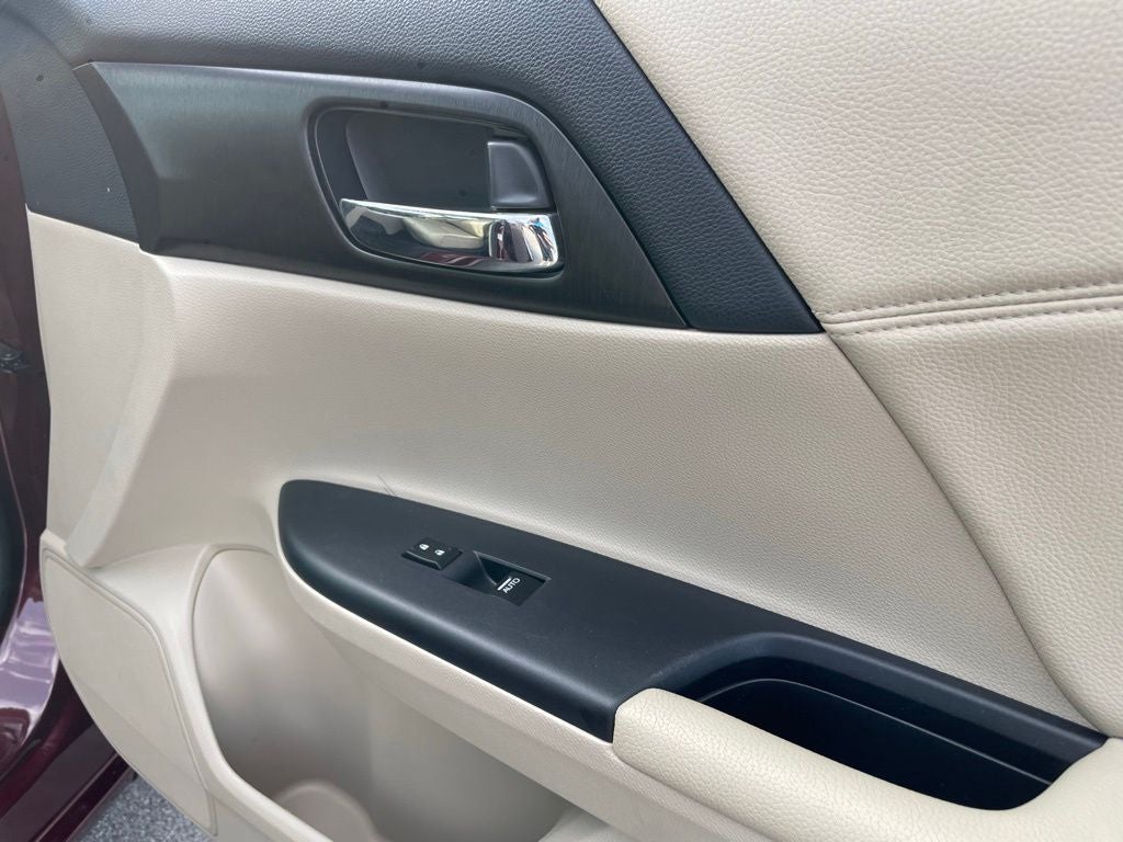 2014 Honda Accord EX-L - POWER MOONROOF / FORWARD COLLISION WARNING