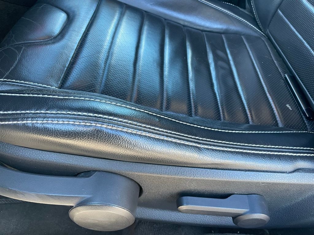 2013 Ford Mustang GT Premium - 5.0 / RECARO SEATS