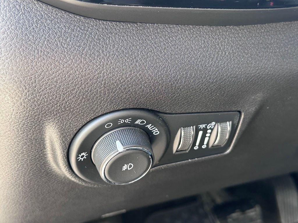 2025 Jeep Compass Trailhawk - APPLE CARPLAY / ADAPTIVE CRUISE