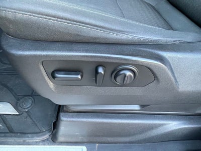 2019 Chevrolet Silverado 1500 LT - ONE OWNER / CLEAN CARFAX