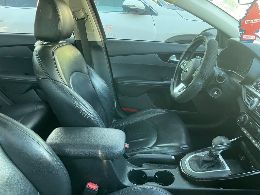 2019 Kia Forte S - APPLE CARPLAY / 40 MPG