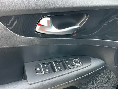 2024 Kia Forte GT-Line - KIA CERTIFIED / SUNROOF