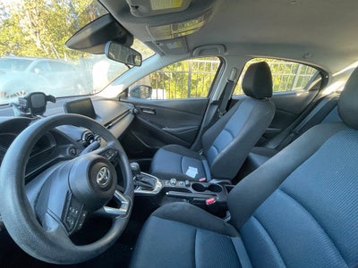 2019 Toyota Yaris LE