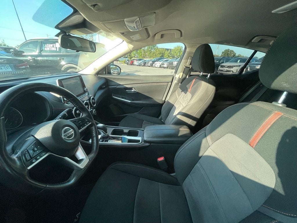 2022 Nissan Sentra SR - 37 MPG / MIDNIGHT EDITION