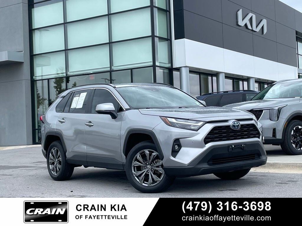 2022 Toyota RAV4 Hybrid XLE Premium - POWER LIFTGATE / APPLE CARPLAY