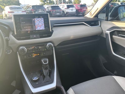 2020 Toyota RAV4 Hybrid Limited - 1 OWNER / POWER MOONROOF