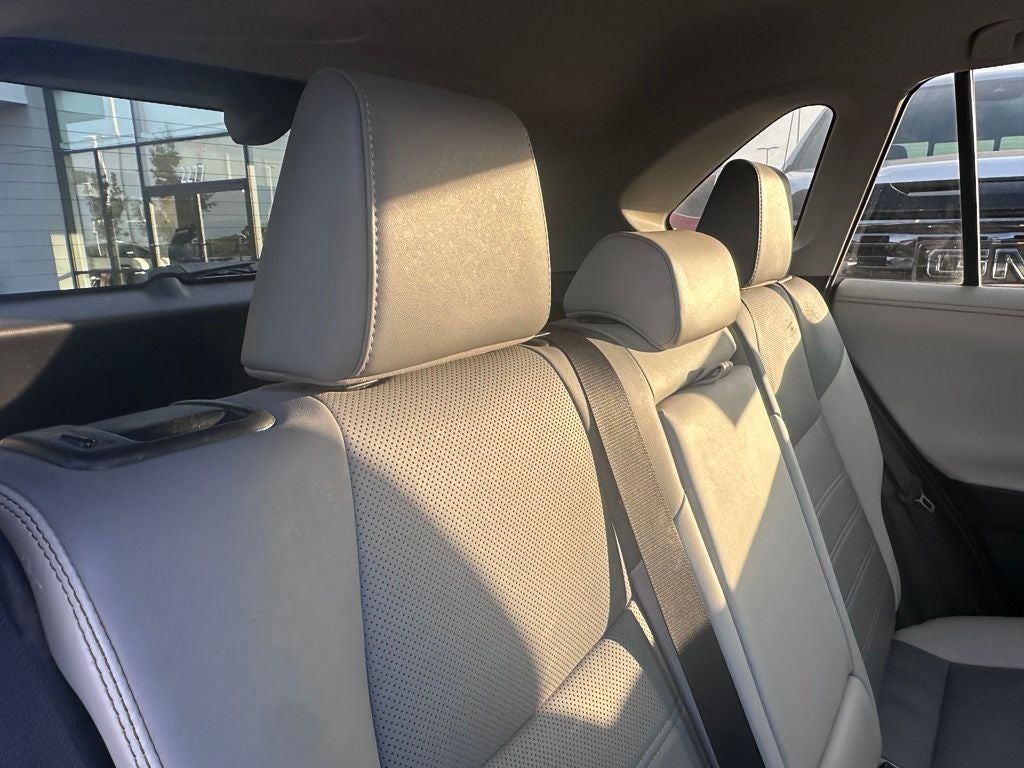 2020 Toyota RAV4 Hybrid Limited - 1 OWNER / POWER MOONROOF