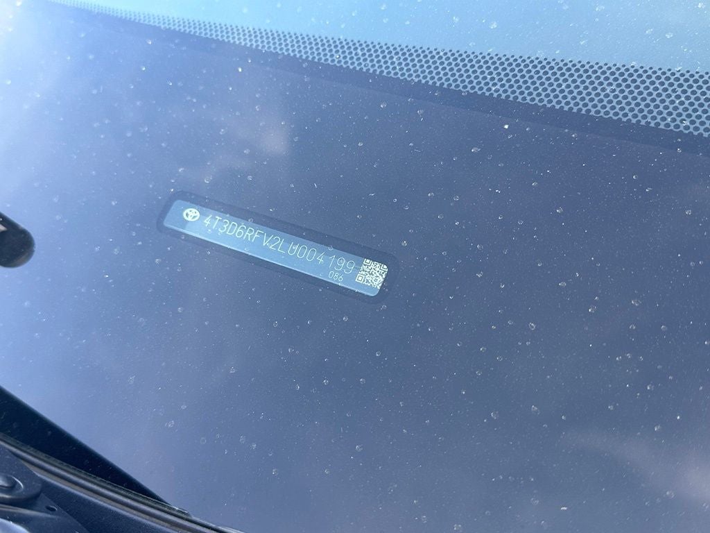 2020 Toyota RAV4 Hybrid Limited - 1 OWNER / POWER MOONROOF