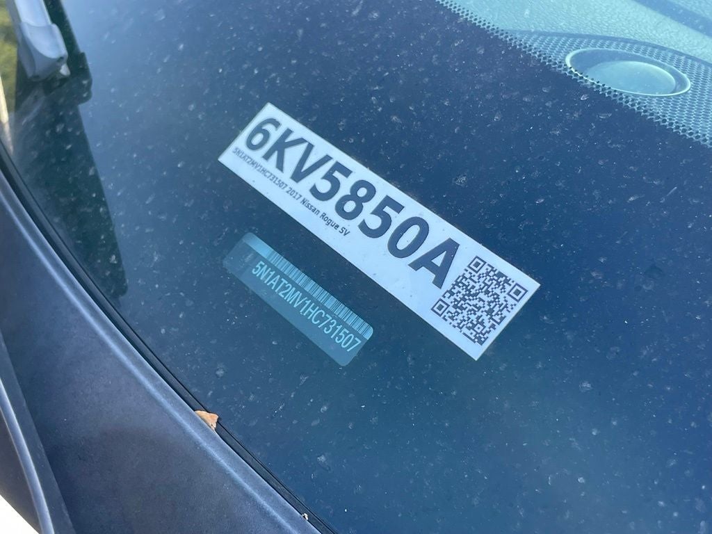 2017 Nissan Rogue SL - BLIND SPOT WARNING / POWER LIFTGATE