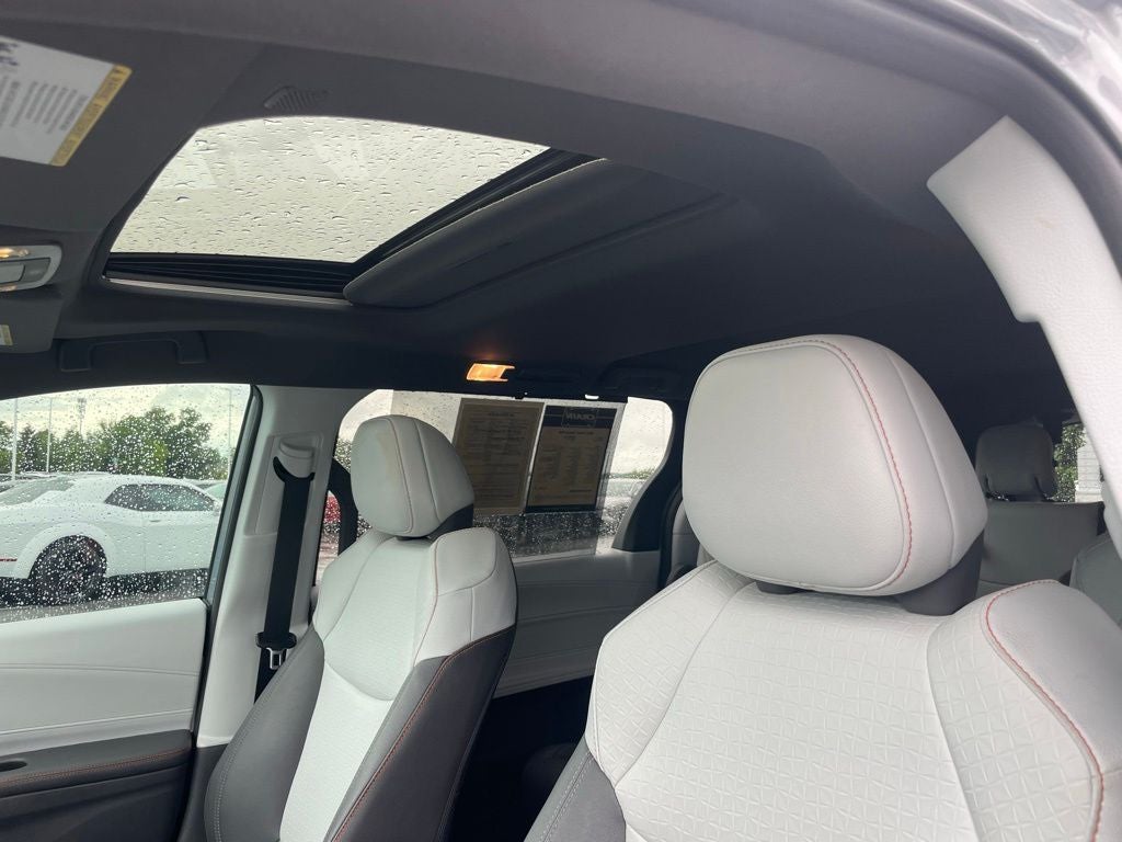 2023 Toyota Sienna XSE - MOONROOF / HANDS FREE SLIDING DOORS