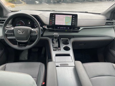 2023 Toyota Sienna XSE - MOONROOF / HANDS FREE SLIDING DOORS