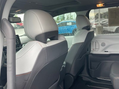 2023 Toyota Sienna XSE - MOONROOF / HANDS FREE SLIDING DOORS
