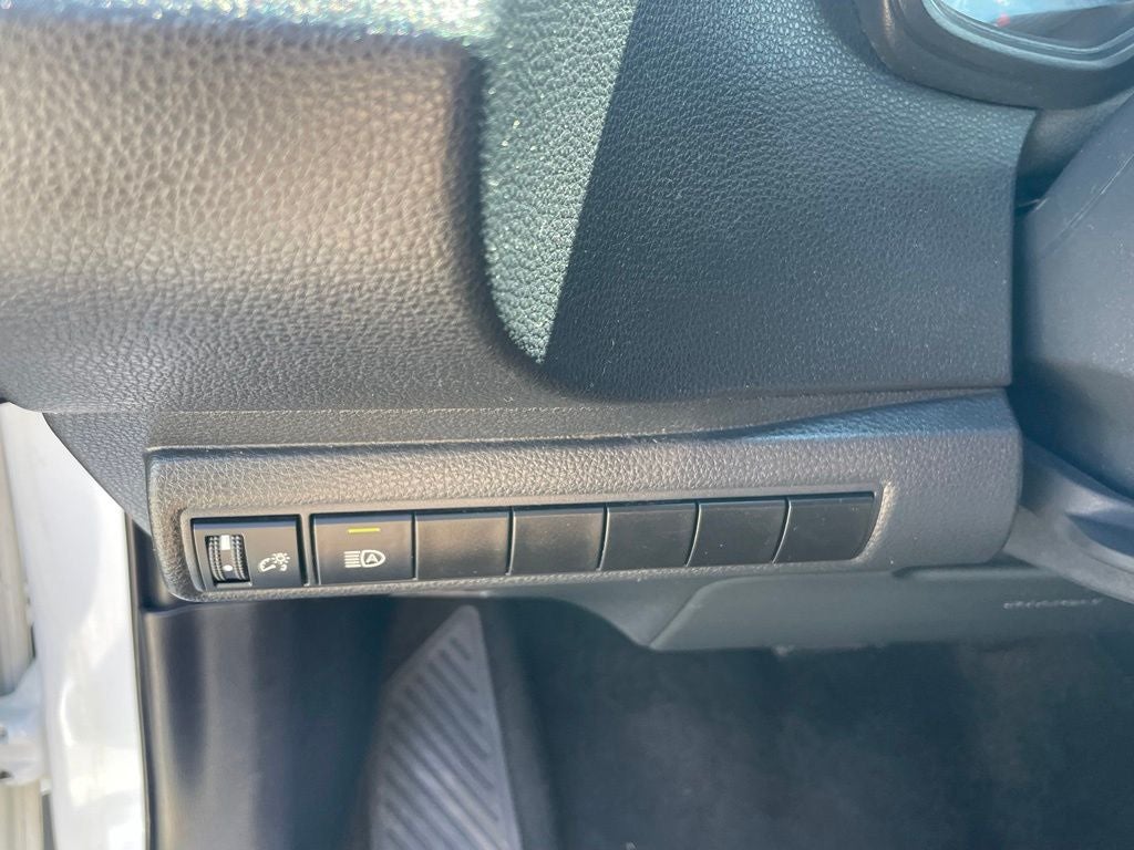 2022 Toyota Corolla LE - 38 MPG / KEYLESS ENTRY