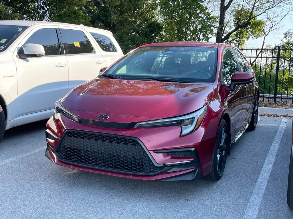 2024 Toyota Corolla SE - 40 MPG / BLACKOUT EMBLEMS