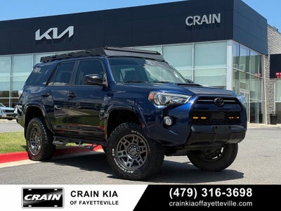 2020 Toyota 4Runner Venture - TRD WHEELS / YAKIMA ROOF BASKET