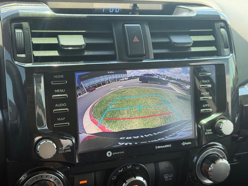 2020 Toyota 4Runner Venture - TRD WHEELS / YAKIMA ROOF BASKET