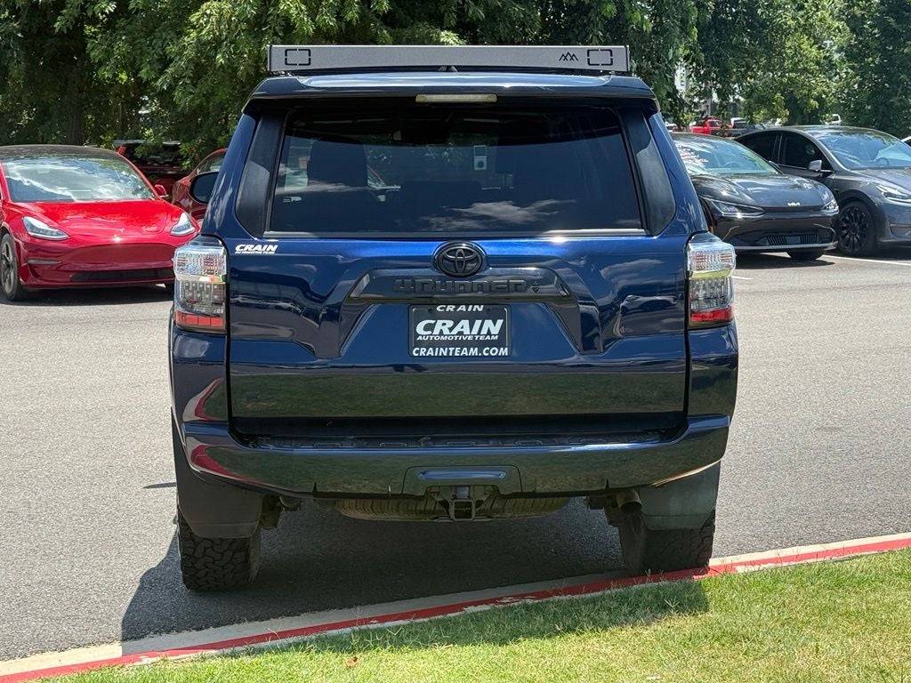 2020 Toyota 4Runner Venture - TRD WHEELS / YAKIMA ROOF BASKET