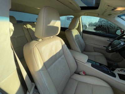 2013 Lexus ES 350 - MOONROOF / HEATED SEATS