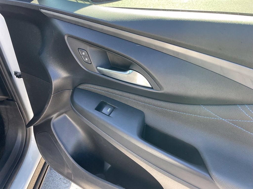 2025 Buick Envista Sport Touring - ADAPTIVE CRUISE / BLIND SPOT WARNING