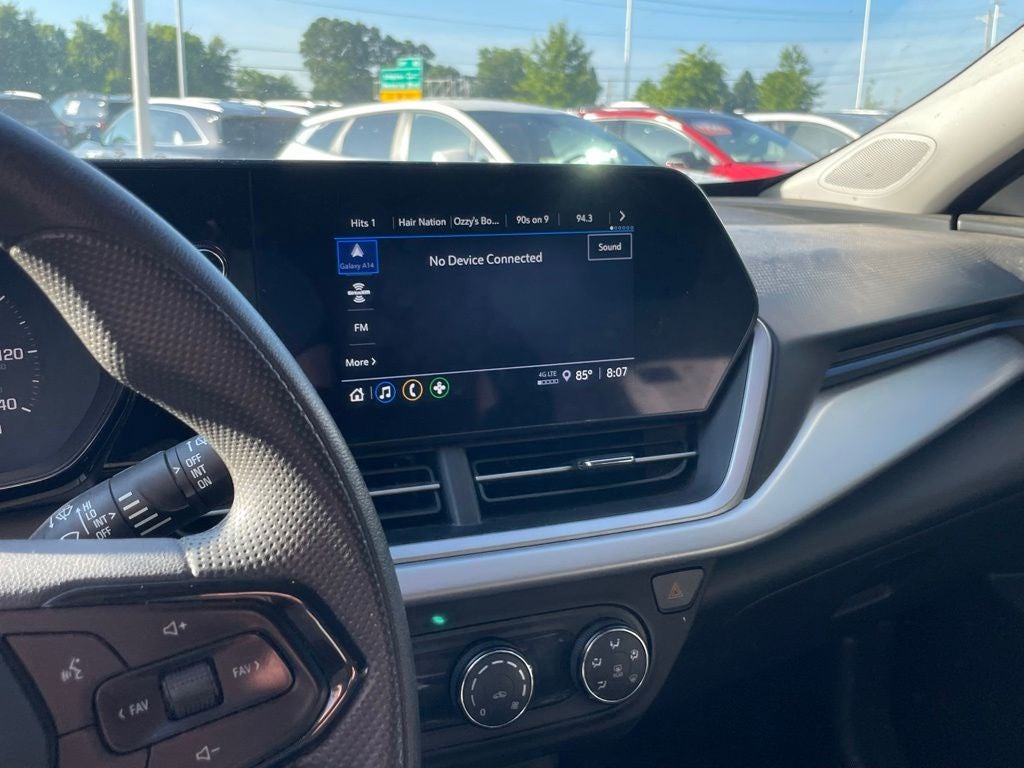 2025 Chevrolet Trax LS - LANE KEEP ASSIT / APPLE CARPLAY