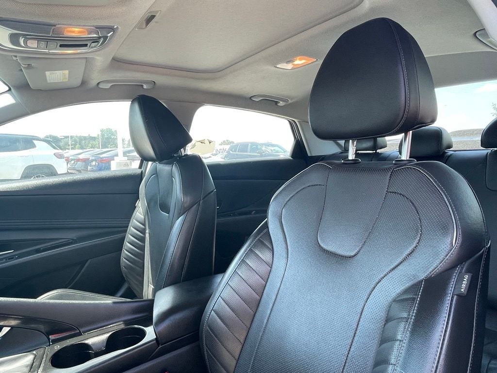 2023 Hyundai Elantra Hybrid Limited - POWER MOONROOF / VENITALTED SEATS