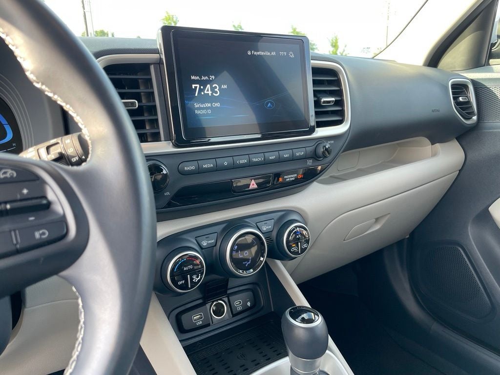 2024 Hyundai Venue Limited - NAVIGATION / BLUELINK