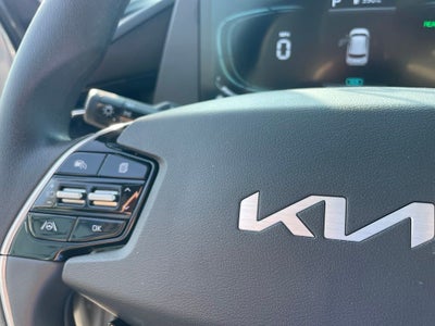 2025 Kia Niro LX - KIA CERTIFIED / 54 MPG