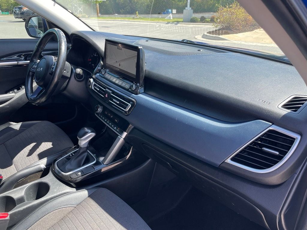 2023 Kia Seltos S - KIA CERTIFIED / NAVIGATION PKG
