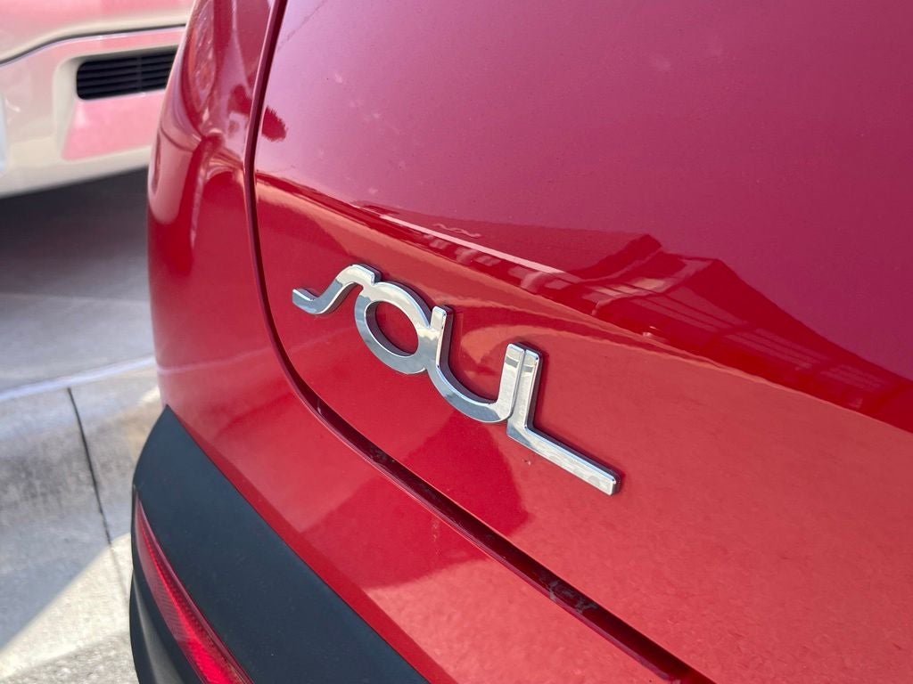 2020 Kia Soul LX - APPLE CARPLAY / LOW MILEAGE