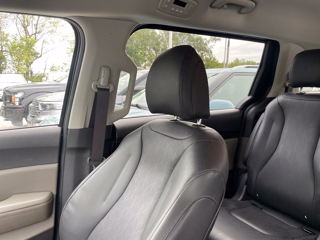 2026 Kia Carnival Hybrid LXS - KIA CERTIFIED / NAVIGATION