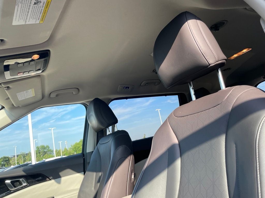 2024 Kia Carnival EX - 8 PASSENGER / NAVIGATION SYSTEM