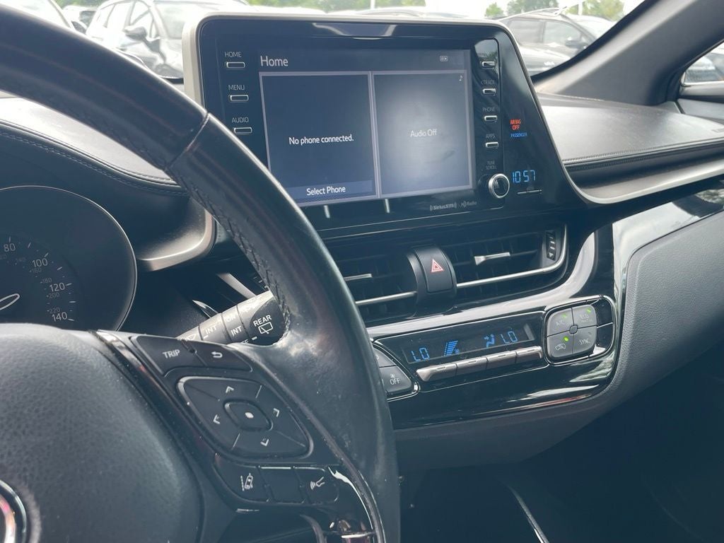 2019 Toyota C-HR XLE - LANE CHANGE ASSIST / APPLE CARPLAY