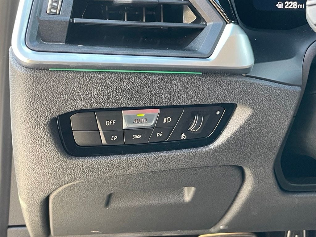 2022 BMW M3 Competition - HEAD-UP DISPLAY / ADAPTIVE SUSPENSION