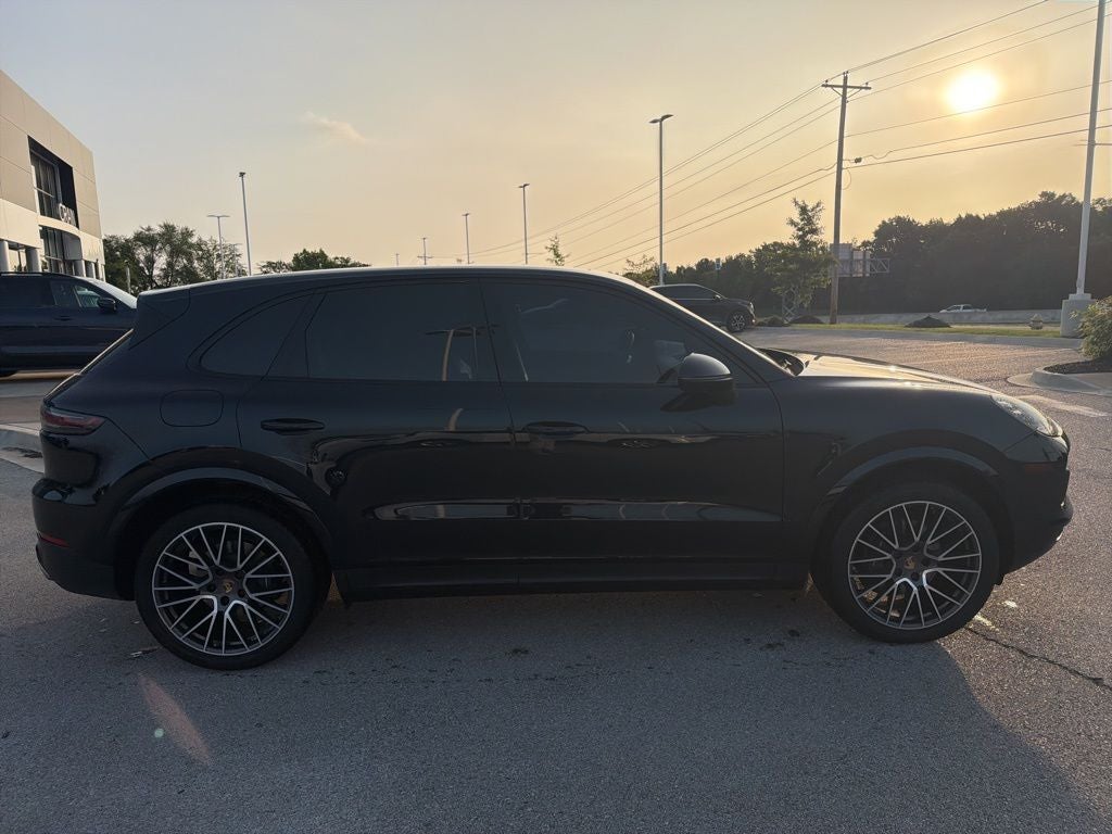 2019 Porsche Cayenne Base - PANORAMIC SUNROOF / MEMORY SEATS
