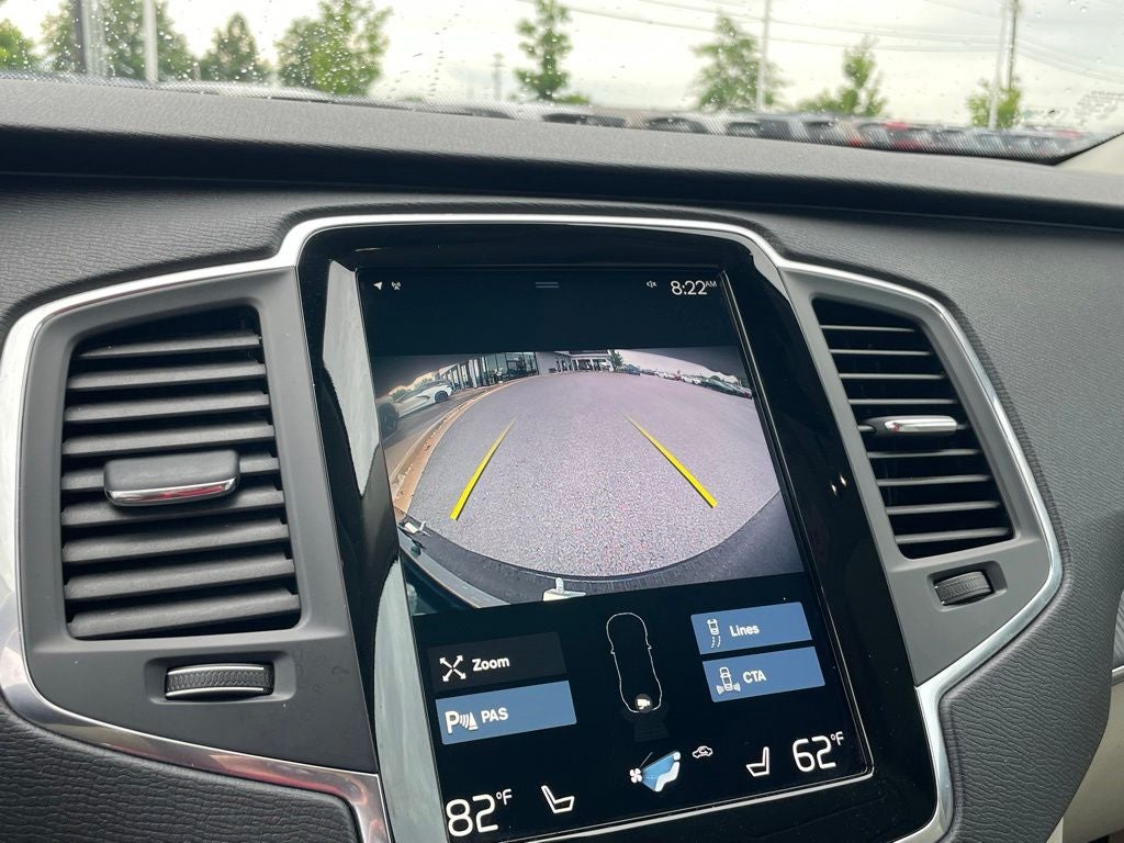 2020 Volvo XC90 T5 Momentum - ADAPTIVE CRUISE / 7 PASSENGER SEATING