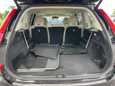 2020 Volvo XC90 T5 Momentum - ADAPTIVE CRUISE / 7 PASSENGER SEATING
