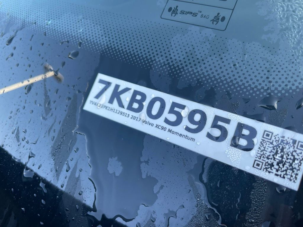 2017 Volvo XC90 T6 Momentum - 360 SURROUND VIEW / PANORAMIC MOONROOF
