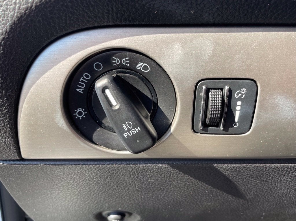 2013 Dodge Durango SXT One Owner, Clean CarFax, Third Row Seat