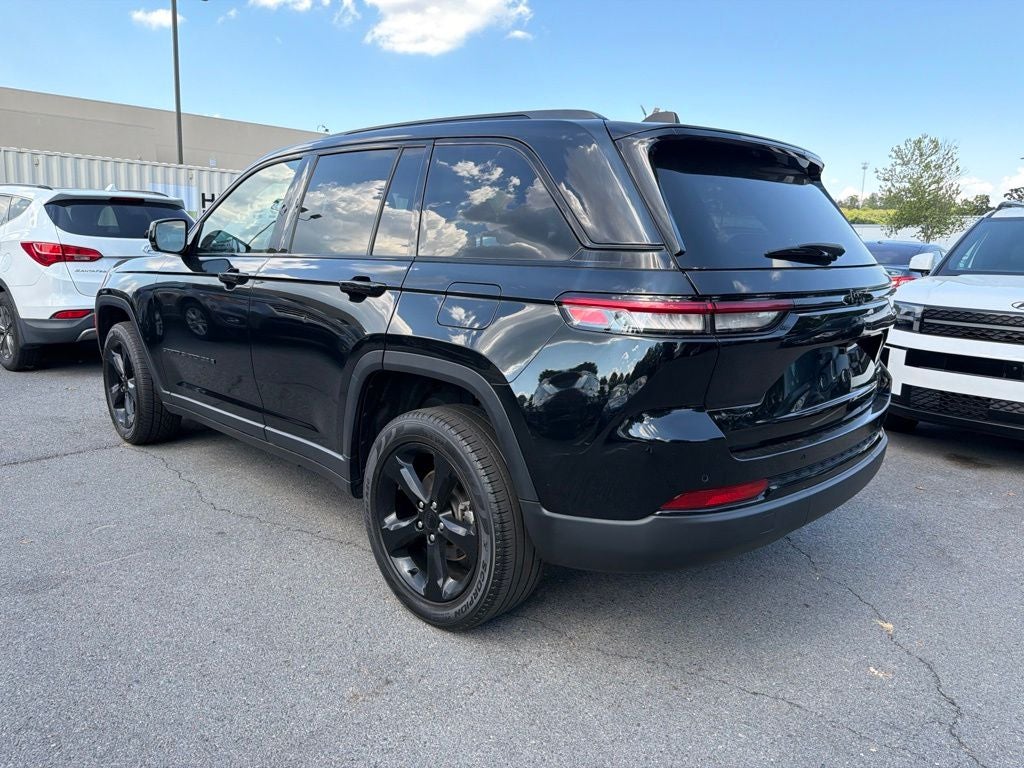 2023 Jeep Grand Cherokee Limited Black Appearance Pkg, CarFax One Owner